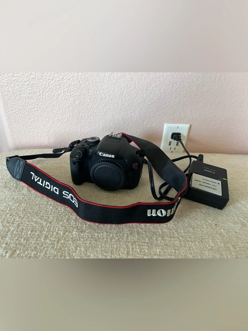 📸 Canon EOS Rebel T3i DSLR (Body Only) – Excellent Condition 📸